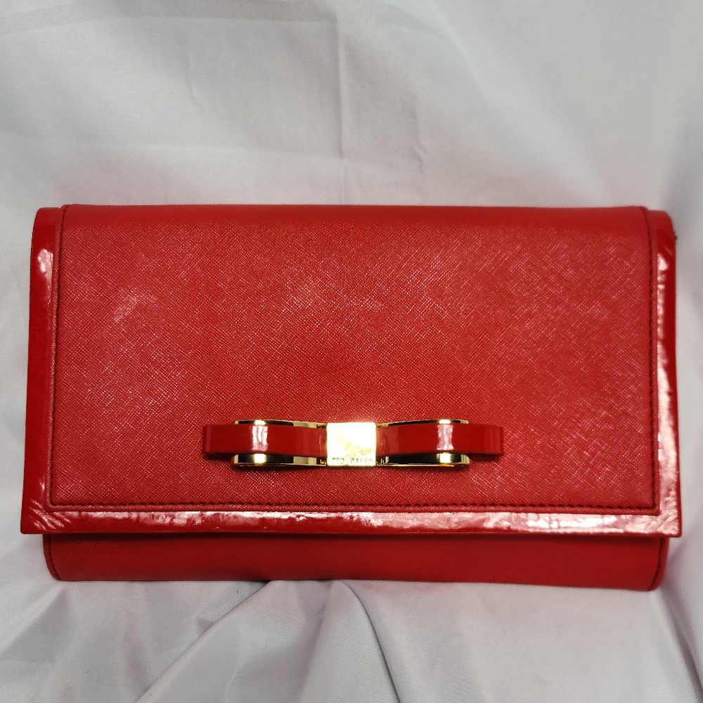 Red Bow-Accent Wristlet Clutch
